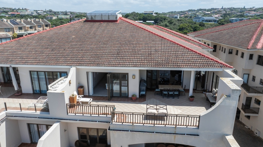 4 Bedroom Property for Sale in West Bank Eastern Cape